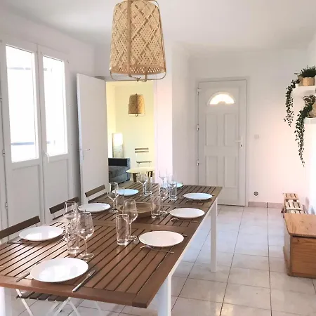 Apartment Coeur De Valras, Mer A 400m - Piscine Privee - Clim *